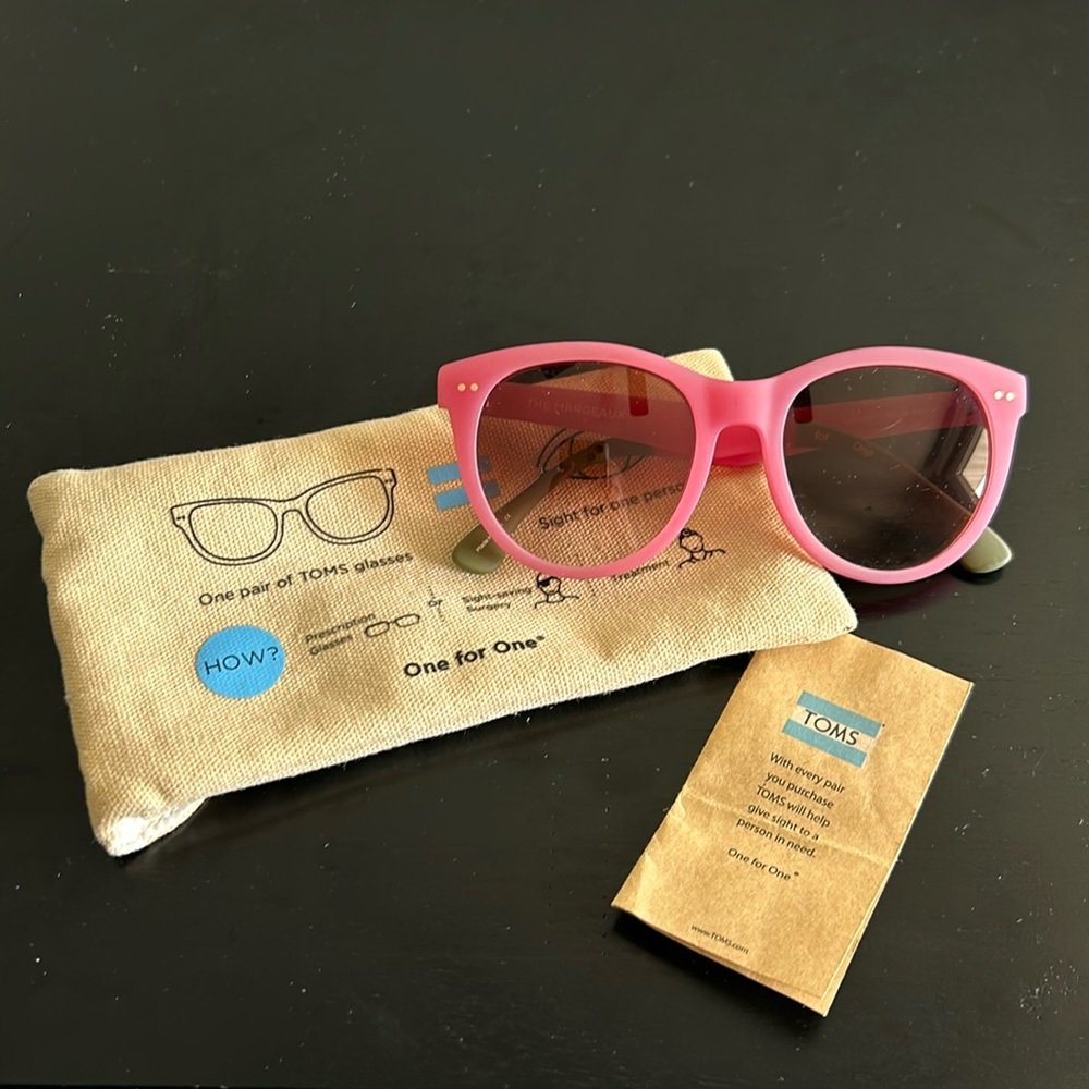 Tom’s Sunglasses